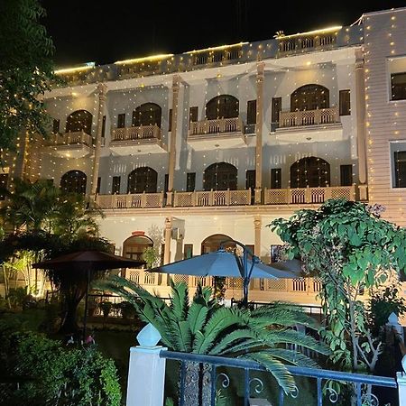 Hotel Fort View Tikamgarh Eksteriør billede